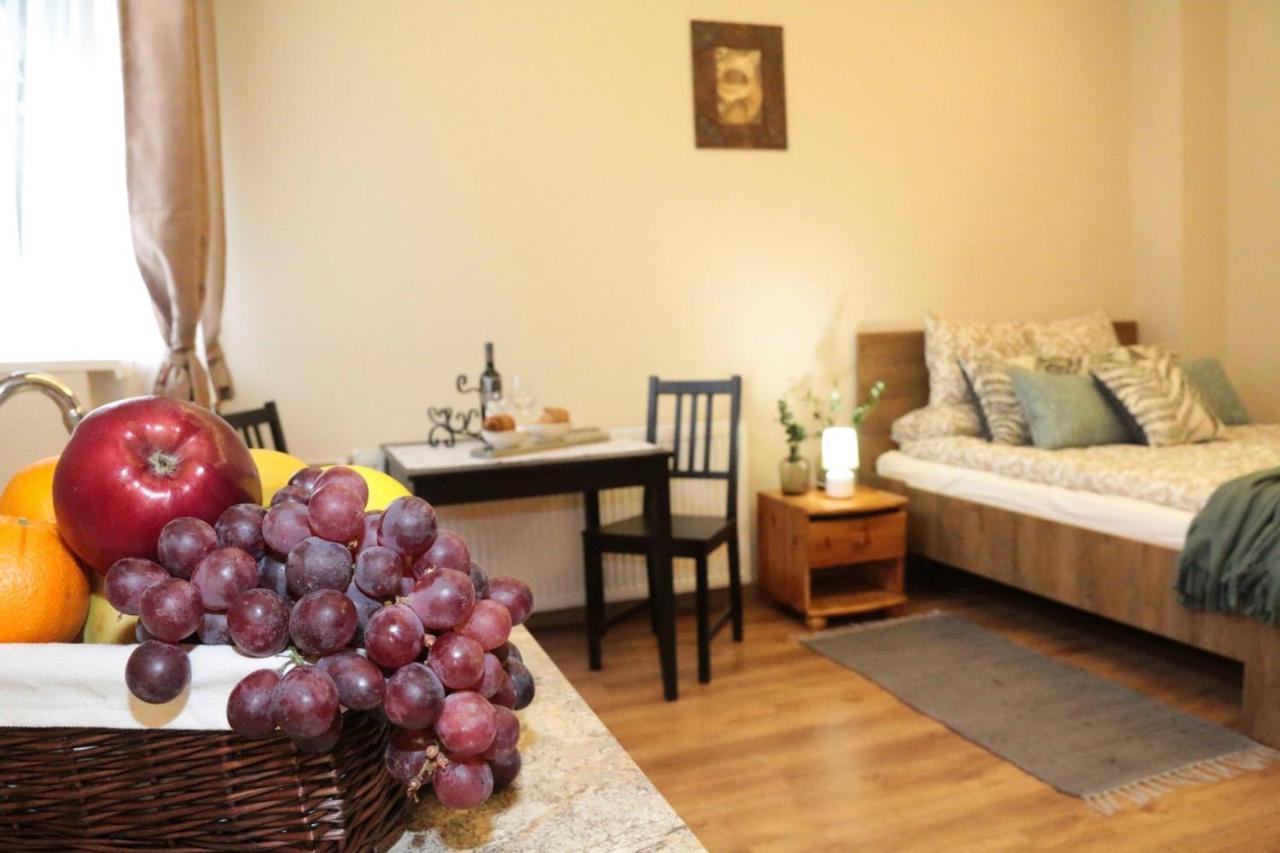 Palma Apartmanok Szallashely Szazhalombatta 6A 外观 照片
